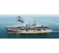 Hobbyboss Scala 1:700 - Modellino Nave da Guerra USS Iwo Jima LHD-7 - HBB83408