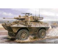 Hobbyboss V-150 Radpanzer Commando W/20mm Cannon 1:3 5 Modello Kit Nuovo Ovp Kit