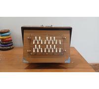 HomeAdri Shruti Box grande con 26 chiavi, (40,6 x 30,5 x 7,6 cm), 2 set di ance speciali, chiave da C a B