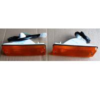 HONDA CIVIC BERLINA MODELLO 1984 85 87 COPPIA PARAURTI ANTERIORE LUCE DIREZIO...