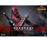 Hot Toys Marvel Comics Deadpool & Wolverine Deadpool (versione in battaglia) Personaggio da collezione in scala 1/6, 30,5 cm