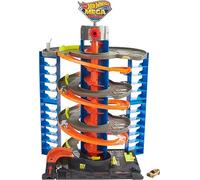 Hot Wheels- City Mega Garage Twist, Playset con Ascensore a Spirale e Oltre 6 Posti Auto, Include 1 Macchinina in Scala 1:64, Imballaggio Sostenibile, Giocattolo per Bambini 4+ Anni, HFH03