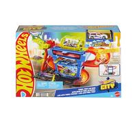 Barbie - Famiglia e Amici, set con bambole Barbie Malibu e la piccola Chelsea, più di 9 accessori e abiti a tema picnic inclusi, giocattolo per bambini, 3+ anni, JBF43