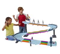 Hot Wheels Mario Kart - Pista Arcobaleno, playset di oltre 2 metri con luci e suoni, include 2 veicoli in scala 1:64 e 5 pezzi di pista, tracciato colorato, giocattolo per bambini, 4+ anni, GXX41
