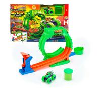 Hot Wheels Monster Trucks - Loop Caos Mutante, pista con anello traboccante di Slime, vasca di raccolta e lanciatore, veicolo Wreckin' Wolf in scala 1:64 incluso, 4+ anni, JMK91