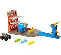 Hot Wheels-Monster Trucks Playset Distruzione Suprema e 3 Macchinine con Lanciatore, Giocattolo per Bambini 4+ Anni, HFB12