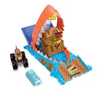 Hot Wheels Monster Trucks - Sfida del Morso per Il Tesoro, playset Arena degli Scontri con MT Tiger Shark in Scala 1:64 e 1 macchinina Schiacciata, Giocattolo per Bambini, 4+ Anni, HTP17