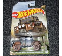 Hot Wheels Mud Runners HFW36 5/5 Land Rover Defender Double Cab 1:64