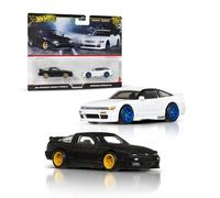 Hot Wheels Premium Car Culture, Set da 2 veicoli da collezione in scala 1:64, pneumatici Real Riders, telaio in Metallo e dettagli autentici, giocattolo per bambini, 3+ anni, JBK96