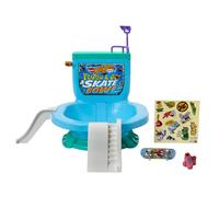 Hot Wheels Skate - Tira lo Scarico e fai Skateboard, playset a forma di water con 2 rampe di carta igienica e un rail, scarpine e 1 tavola fingerboard inclusi, giocattolo per bambini, 5+ anni, HXL16