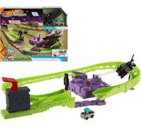 Hot Wheels Toy Car Track Set, RacerVerse Minecraft Playset & Die-Cast Diamond Ar