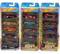 Hot Wheels - Tre Pachetti da 5 veicoli, 3 set con temi diversi per un totale di 15 macchinine o truck di Hot Wheels, per bambini e collezionisti del mondo auto, 3+ anni, JDR21