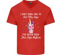 How To Atto My Età Divertente Unicorn Compleanno Uomo Scollo A V Cotone T-Shirt