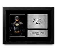 HWC Trading A4 FR Michael Keaton Batman Returns Presenti con foto autografata stampata per i fan dei film Memorabilia - A4 incorniciata