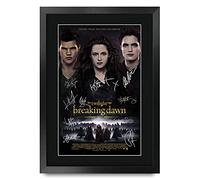 HWC Trading FR A3 Twilight 5 Breaking Dawn Parte 2 Kristen Stewart, Robert Pattinson Regali Poster Stampato Foto Firmata per Fan di Filmmemorabilia - A3 Incorniciata