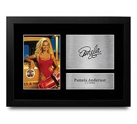 HWC Trading FR A4 Pamela Anderson Baywatch Regali Stampati Autografo Firmato Immagine Per Gli Appassionati Di Programma Televisivo - A4 Framed