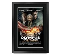 HWC Trading Olympus Has Fallen (2013) Gerard Butler Regali Stampato Poster Firmato Autografo Immagine Per Film Memorabilia Tifosi - A3 Incorniciato