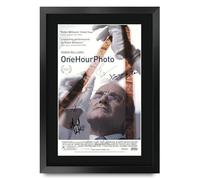 HWC Trading One Hour photo (2002) Robin Williams Regali Stampato Poster Firmato Autografo Immagine Per Film Memorabilia Tifosi - A3 Incorniciato