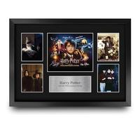HWC Trading Philosophers Stone Harry Potter Regali Stampati Autografo Firmato Presentazione Display Per Gli Appassionati Di Memorabilia Di Film - A3 Incorniciato