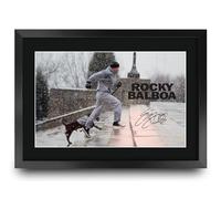 HWC Trading Rocky 6 Scene 2 Regali Stampati Autografo Firmato Immagine Per Gli Appassionati Di Memorabilia Di Film - A3 Incorniciato