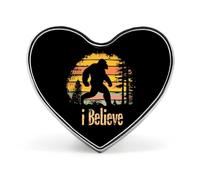 I Believe Bigfoot - Spilla a forma di cuore, per cravatta, abiti, matrimoni, compleanni, per uomini e donne, Love form, Metallo