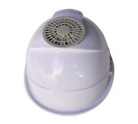 I caschi ventilati con gli ingegneri solari del fan lavorano il supervisore del cappello per la costruzione dei lavoratori ed