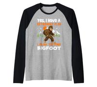I Have A Retirement Plan I Plan To Find Bigfoot Sasquatch Maglia con Maniche Raglan