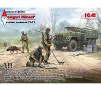 Danger Mines Ukraine, Summer 2022 1:35 Plastic Model Kit ICM