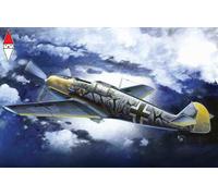 ICM 1/72 MESSERSCHMITT BF 109E-7/B WWII GERMAN FIGHTER-BOMBER
