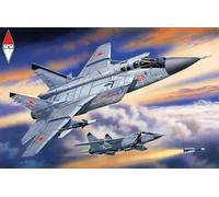 ICM 72151 - 1:72 MiG-31 Foxhound Russo Heavy Interceptor Fighter - Nuovo