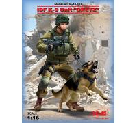 IDF K-9 Israeli Police Team Officer w/ Dog 1:16 Plastic Model Kit ICM