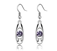 Il cristallo riflette la luce abbagliante, come un amante dei sogni, pieno di mistero affascinante, trattamento intelligente viola