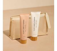 Il kit da viaggio Lux Unfiltered First Class Glow include la crema autoabbronzante idratante N32 in Santal, la crema corpo condizionante N14 in S