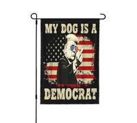 Il mio cane è un democratico, se ne sta sdraiato e si aspetta che io lo nutra. Bandiera divertente da giardino