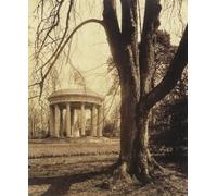 Il Tempio dell'Amore Palazzo di Versailles Petit Trianon Versailles Francia circa 1902 di Eugene Atget. Eug ne Atget nome completo Jean-Eug ne-Auguste Atget 1857 - 1927. Fotografo francese famoso per