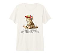 I'm Built Different Funny Tabby Cat Wearing cap Meme Humor Maglietta Premium