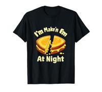 I'm Making Em At Night Funny Unhinged Gen Z Meme Comico Maglietta