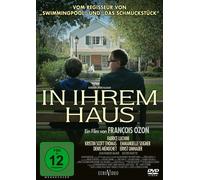 In ihrem Haus