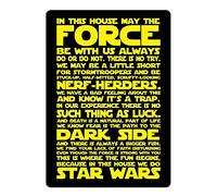 In This House We Do Starwar Yellow Wall Tin Sign Poster in metallo Retro Targa di avvertimento Vintage Iron Painting Decor Divertente Artigianato appeso per ufficio camera da letto soggiorno club