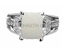 INDIA MADE Anello regolabile placcato in argento con opale di fuoco Rashi Ratan bianco da 4,75 Ratti da 3,25 carati, per uomini e donne-B0CK5LYTMD