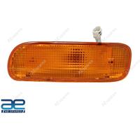 Indicatore lampada segnale di svolta anteriore LH per Mahindra Bolero Maxi Tr...