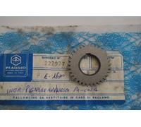 Ingranaggio pompa olio Oil pump gear Piaggio Vespa PX Cosa T5