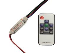 INNOVATE® Striscia LED dimmer per cavi - Controller striscia LED - dimmer radio per strisce - incluso telecomando wireless RF - (striscia LED controller radio RGB, 12 - 24 V, 3 x 2 A)
