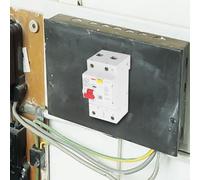Interruttore automatico 100A 220V DZ47LE-100 per protezione da sovraccarico e perdite con configurazione 1P+N, alloggiamento PC bianco per residenziale