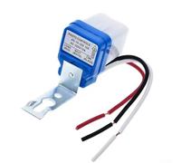 Interruttore di controllo della luce on/off automatico da 220 V 10 A con sensore crepuscolare adatto per lampioni, vialetti e cancelli