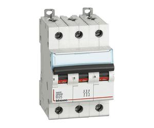 Interruttore magnetotermico Bticino 25A 3 Poli 6KA Curva D 3 Moduli FN83D25