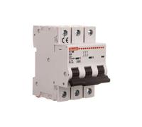 Interruttore magnetotermico curvo C 3 poli 25A 10 kA, 8,4 x 5,4 x 25 cm, bianco (Referenza: P1MB3PC25)