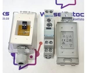 Interruttore sensibile alla luce HAGER EEN100 con fotocellula 10A 230V