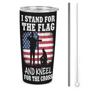 Io sto in piedi per la bandiera e mi inginocchio per la croce, bicchiere in acciaio inossidabile da 20 once, tazza da viaggio per auto a doppia parete sottovuoto con coperchio e cannuccia per uomini