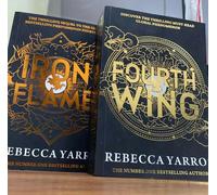 Iron Flame + Fourth wing di Rebecca Yarros Set di 2 libri in brossura Spedizi...